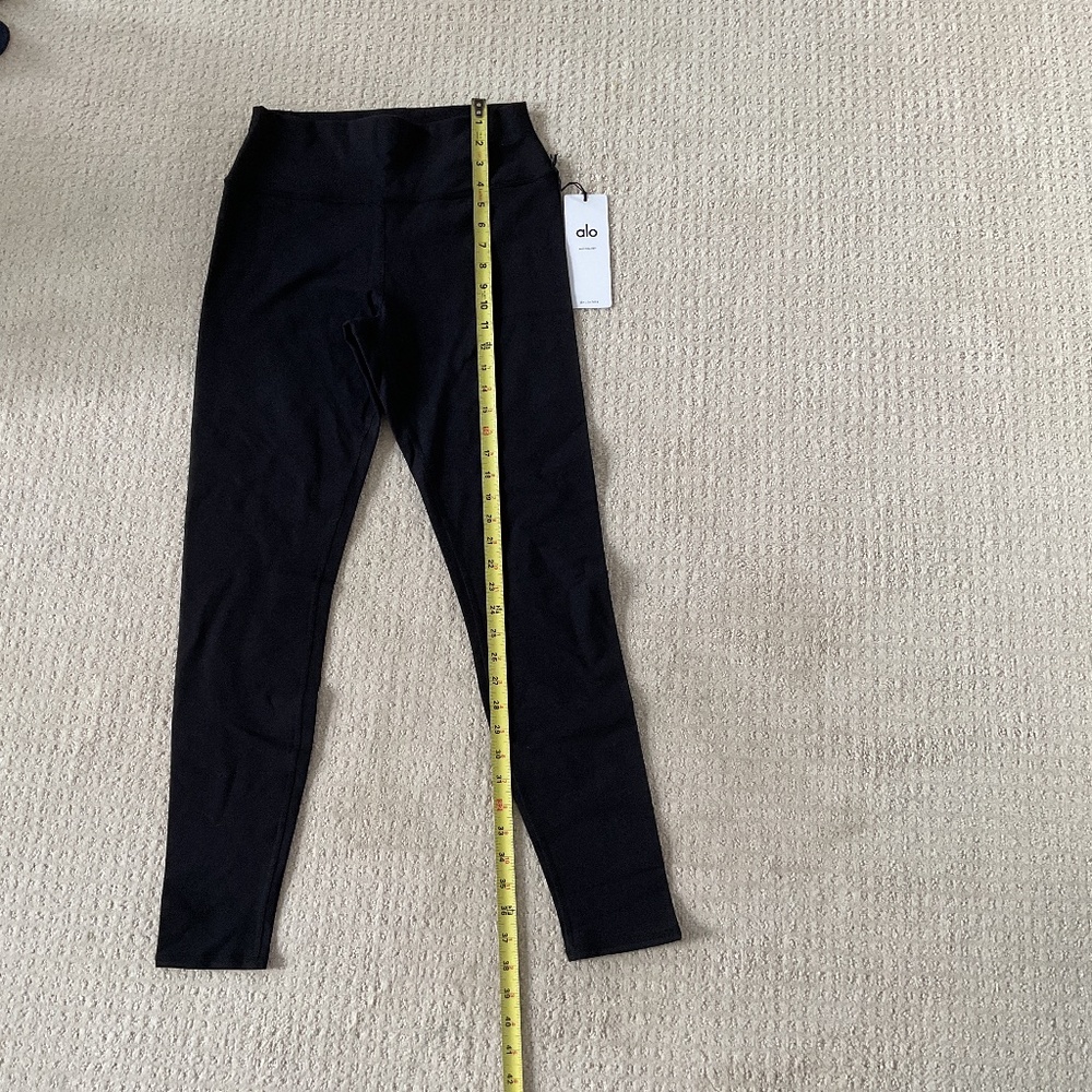 NWT ALO Yoga WARM Airbrush High Waist Nocturne Leggings